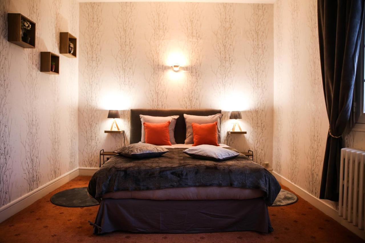 Aux Portes Du Chateau Bed & Breakfast Valencay