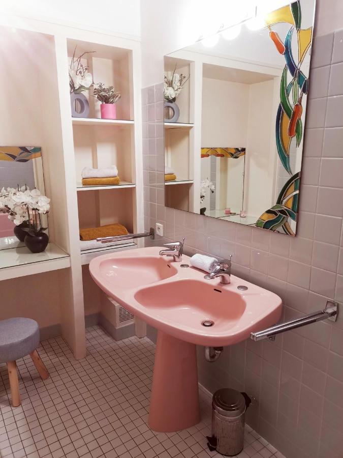 Aux Portes Du Chateau Bed & Breakfast