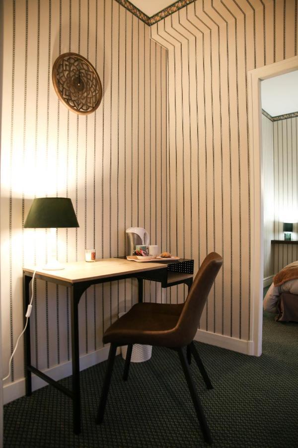 Aux Portes Du Chateau Bed & Breakfast *